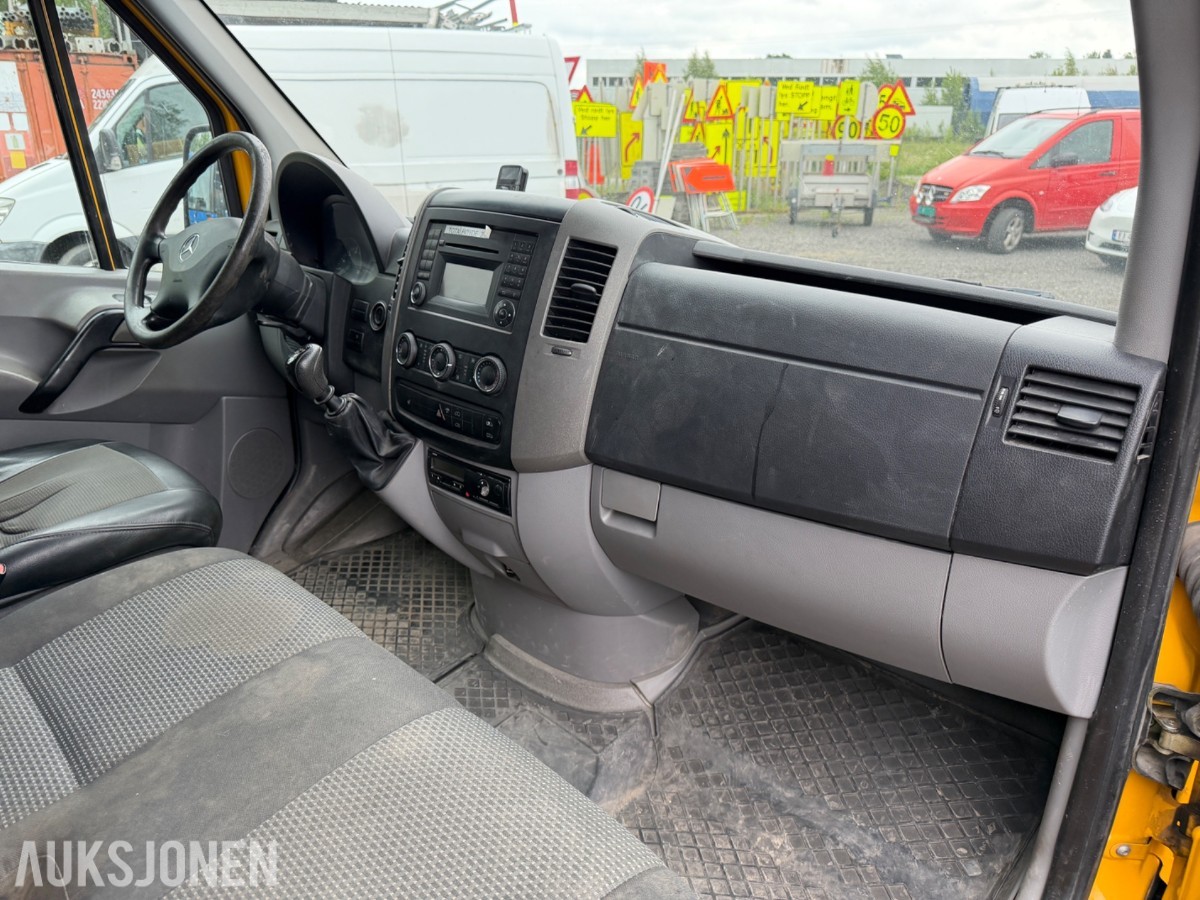 2011 Mercedes-Benz Sprinter, N2 Lastebil, manuell 