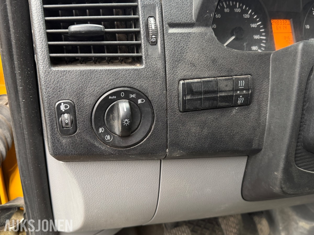 2011 Mercedes-Benz Sprinter, N2 Lastebil, manuell 