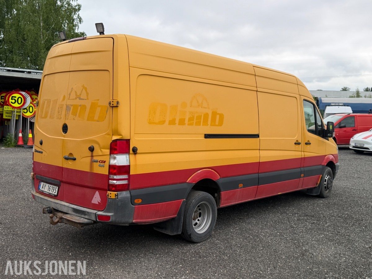 2011 Mercedes-Benz Sprinter, N2 Lastebil, manuell 