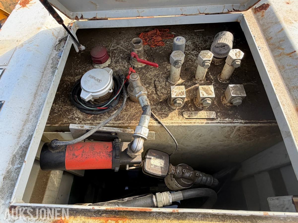 2018 SK TANKEN 1000L Dieseltank