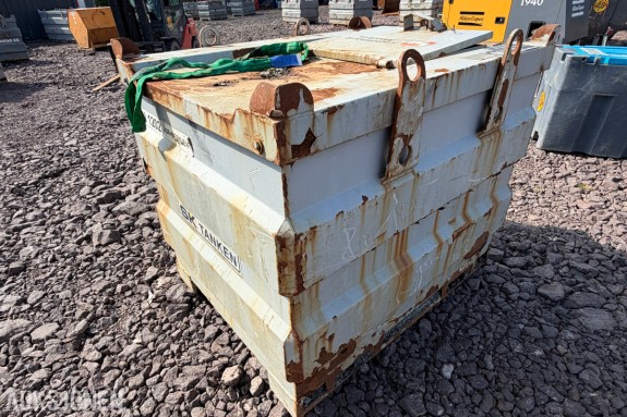 2018 SK TANKEN 1000L Dieseltank