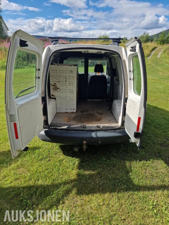 2011 Volkswagen Caddy 1.6TDI 102hk 290000km