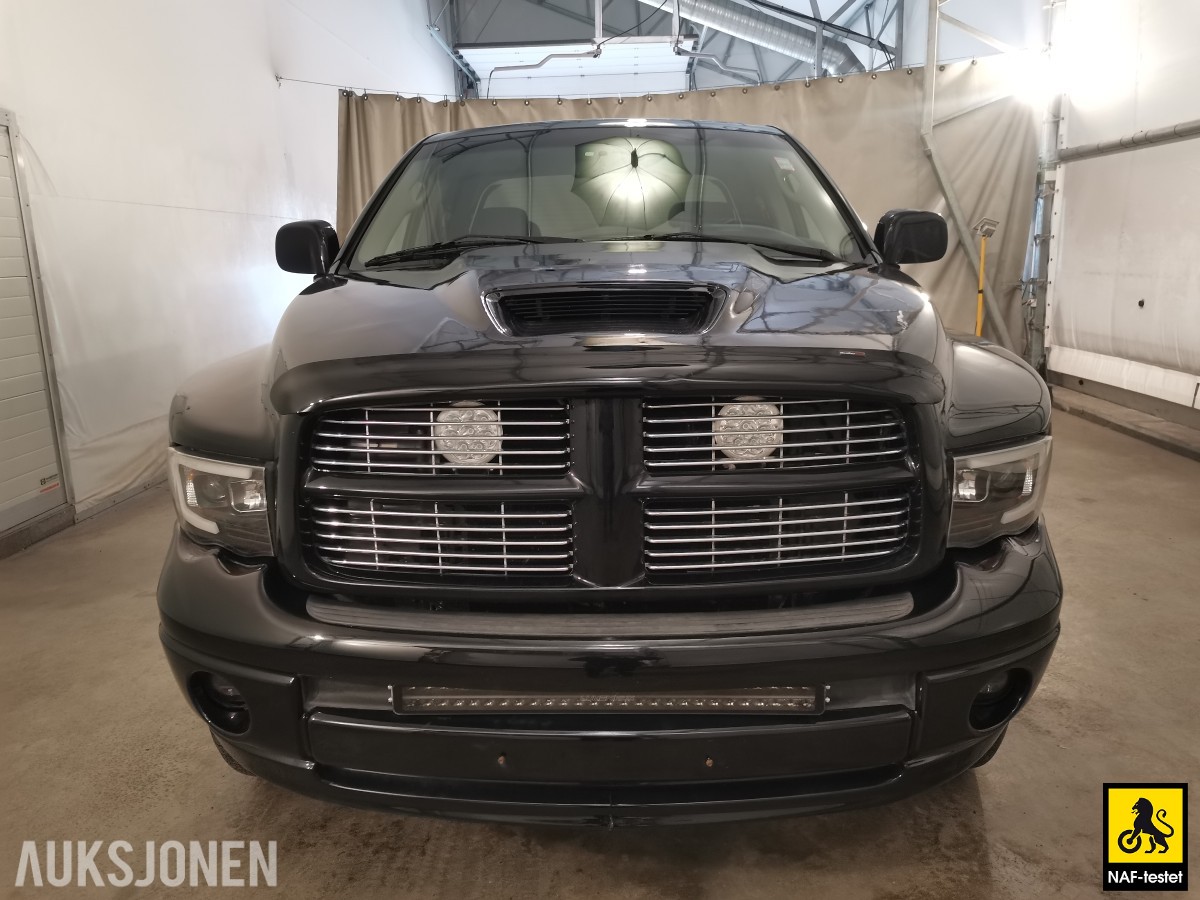2004 Dodge RAM 5.9L 309HK CUMMINS 4WD HENGERFESTE KAMERA SKINN