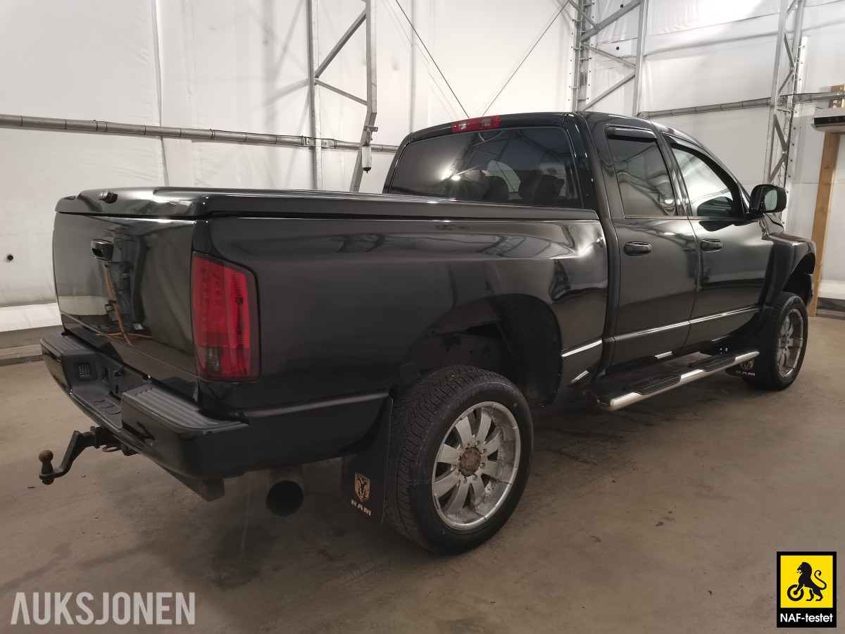 2004 Dodge RAM 5.9L 309HK CUMMINS 4WD HENGERFESTE KAMERA SKINN