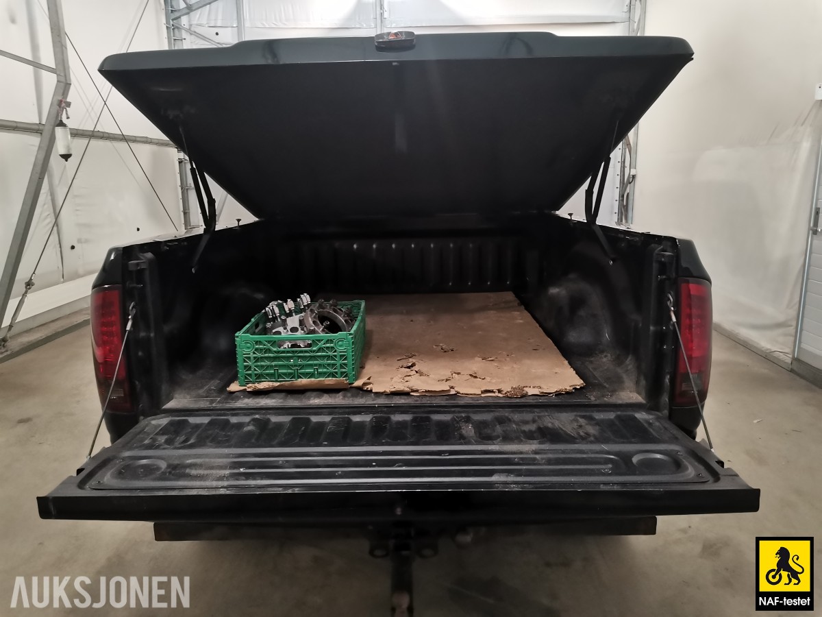 2004 Dodge RAM 5.9L 309HK CUMMINS 4WD HENGERFESTE KAMERA SKINN