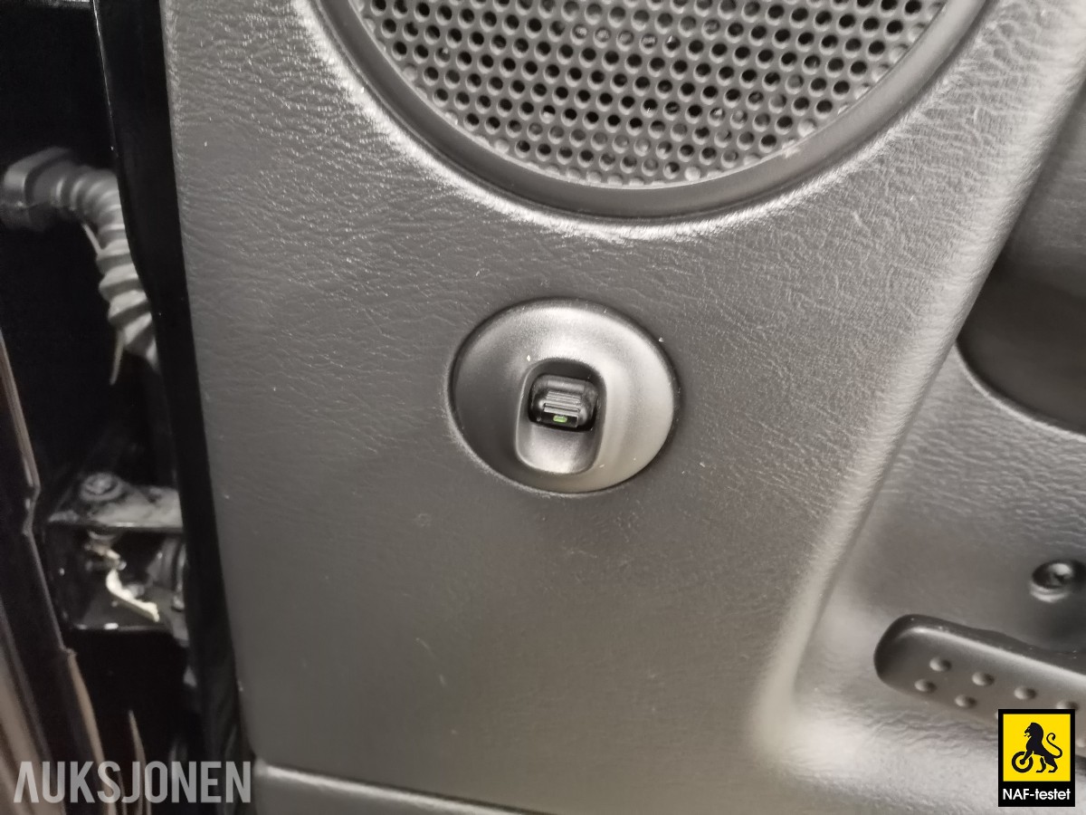 2004 Dodge RAM 5.9L 309HK CUMMINS 4WD HENGERFESTE KAMERA SKINN