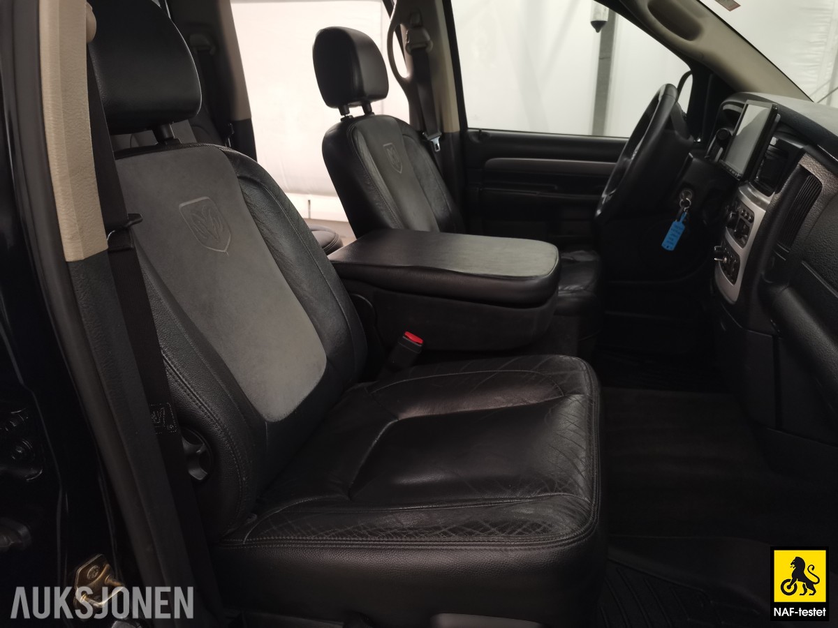 2004 Dodge RAM 5.9L 309HK CUMMINS 4WD HENGERFESTE KAMERA SKINN