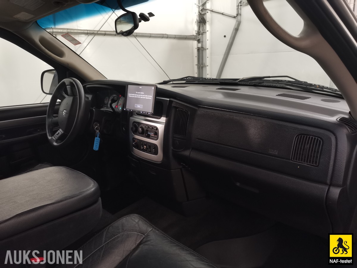 2004 Dodge RAM 5.9L 309HK CUMMINS 4WD HENGERFESTE KAMERA SKINN