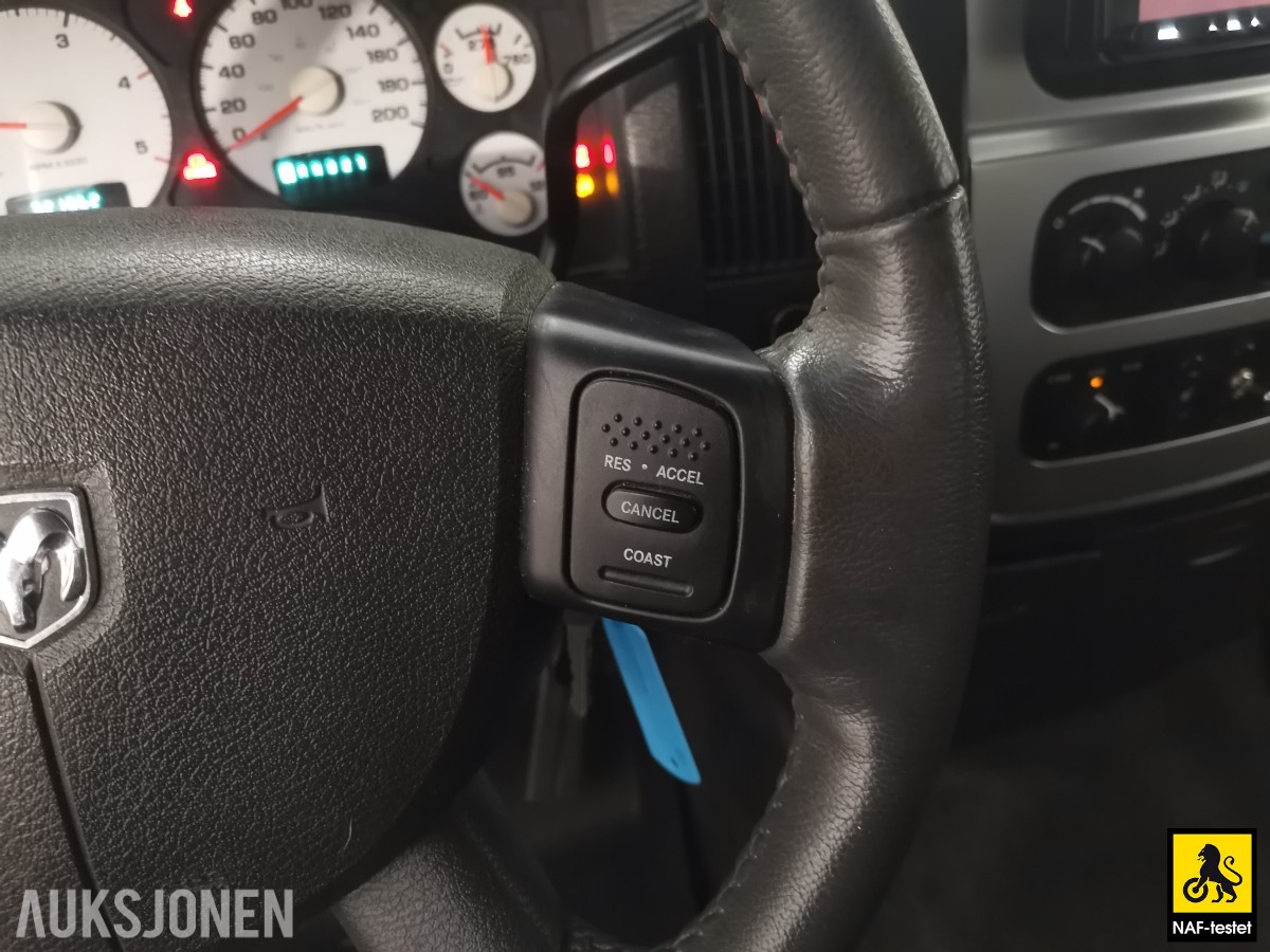 2004 Dodge RAM 5.9L 309HK CUMMINS 4WD HENGERFESTE KAMERA SKINN