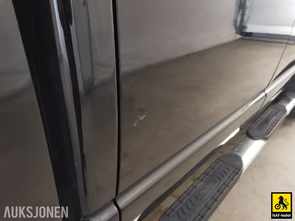 2004 Dodge RAM 5.9L 309HK CUMMINS 4WD HENGERFESTE KAMERA SKINN