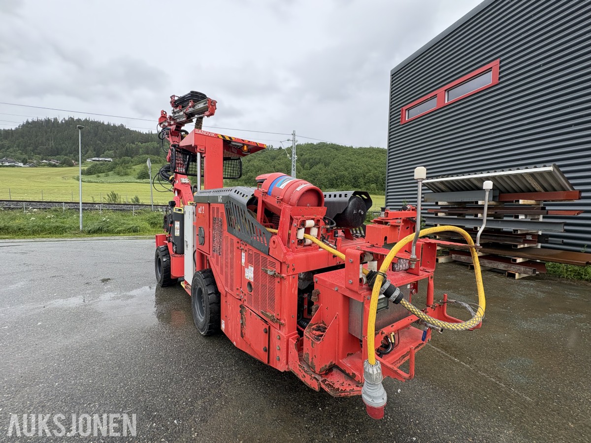 2022 Sandvik DD212 - Borerigg