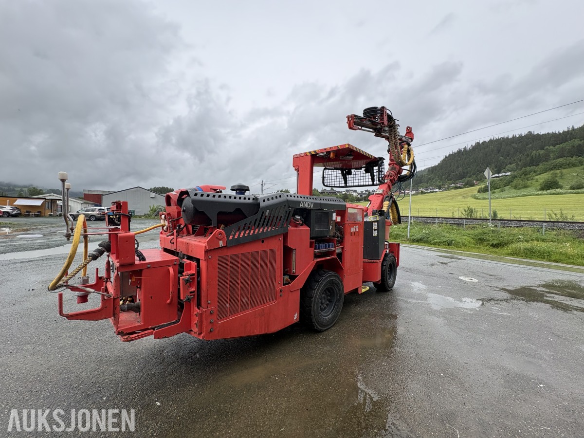 2022 Sandvik DD212 - Borerigg