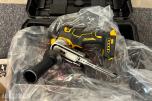 Ubrukt DeWalt Båndsliper DCM200NT *Ingen minstepris*