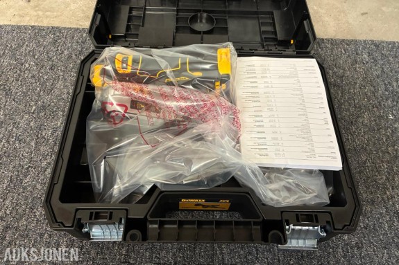 Ubrukt DeWalt Båndsliper DCM200NT