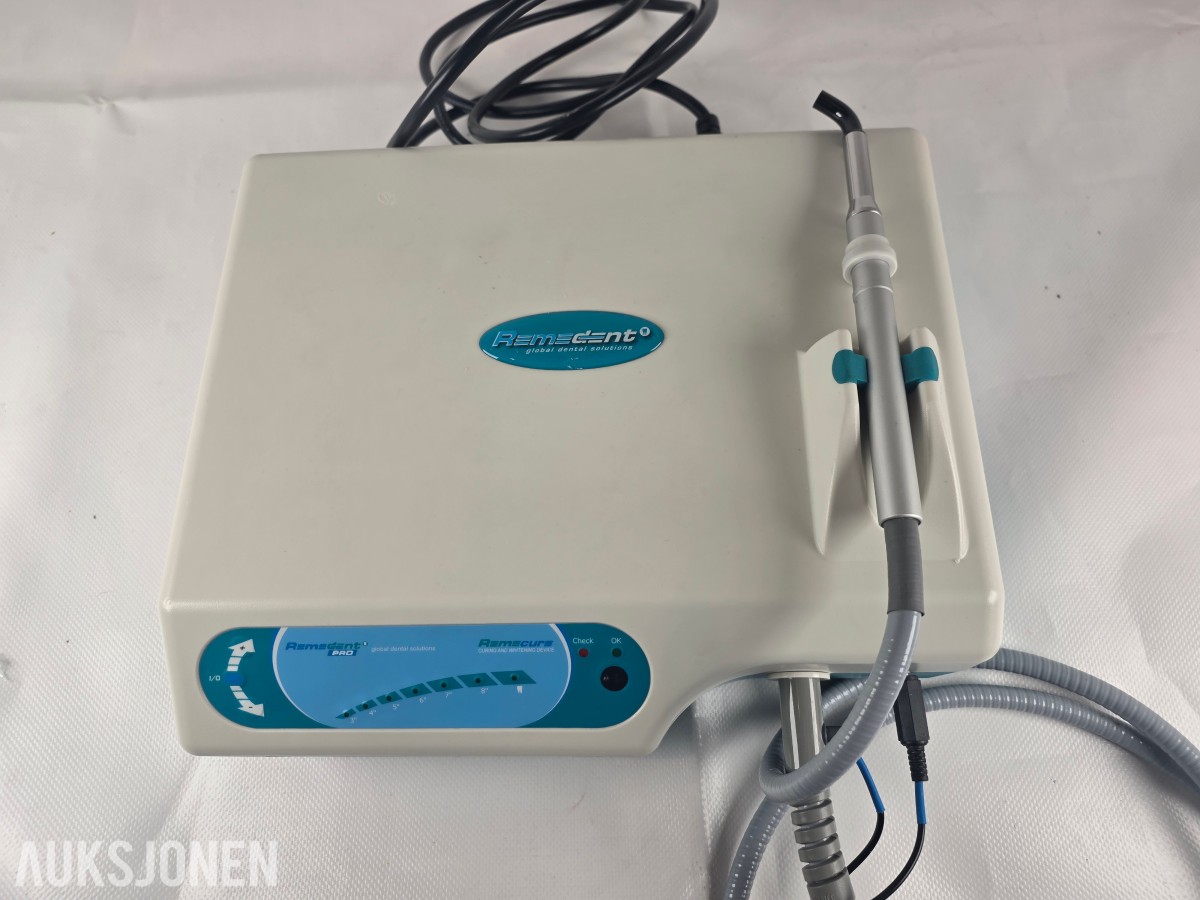 Remedent Remecure CL15E dental herdelampe / blekesystem