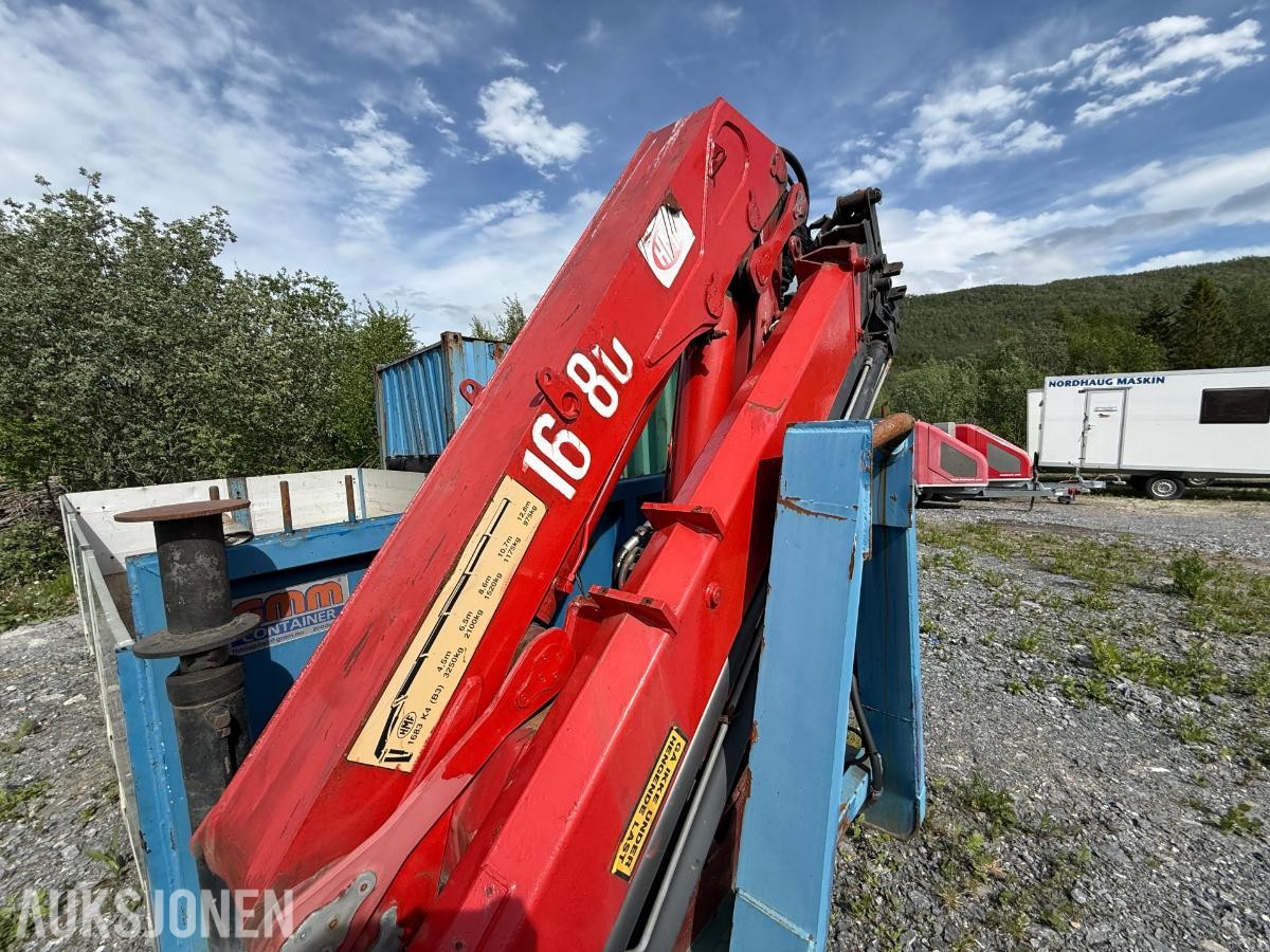 2004 GMM krokflak med HMF 1683 K4 Kran - Fjernstyring