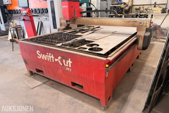 2022 Swift-Cut Pro 3000 CNC plasmaskjærebord med Hypertherm Powermax 105 SYNC