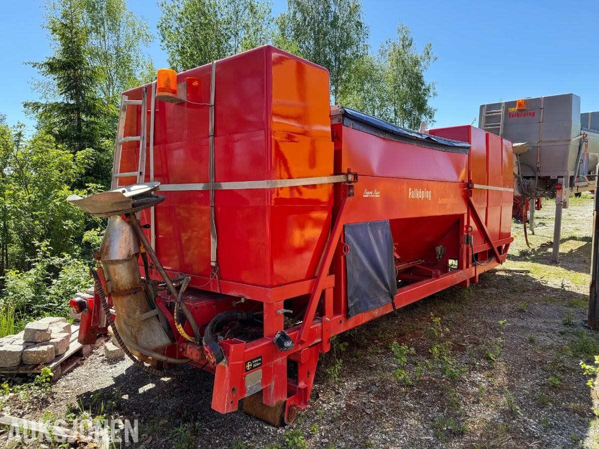 2018 Falköping CLC - 857 kombispreder på krokramme