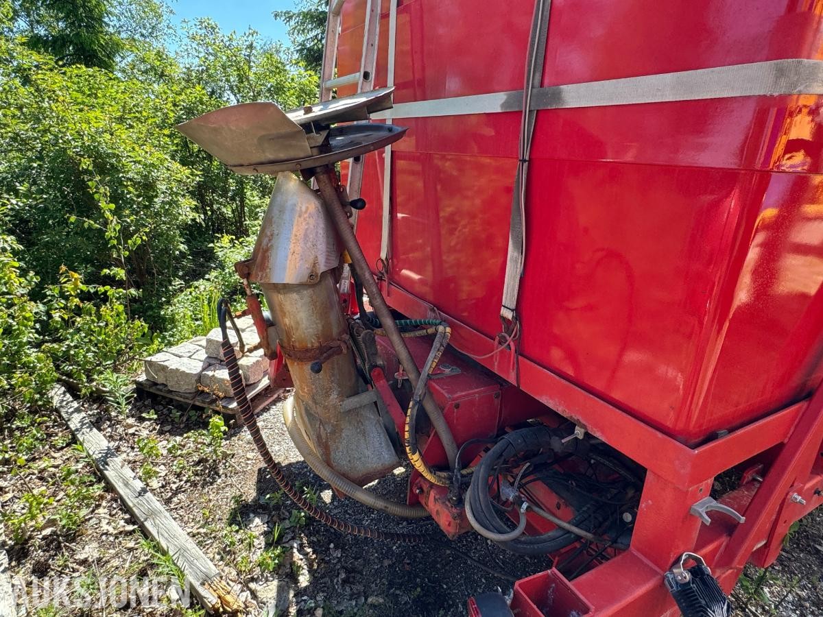 2018 Falköping CLC - 857 kombispreder på krokramme
