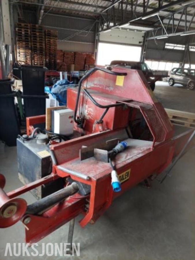 1999 Vedkløyver med elektrisk motor - Dalen