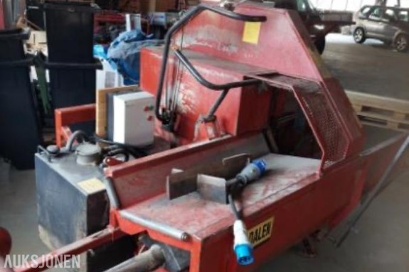 1999 Vedkløyver med elektrisk motor - Dalen