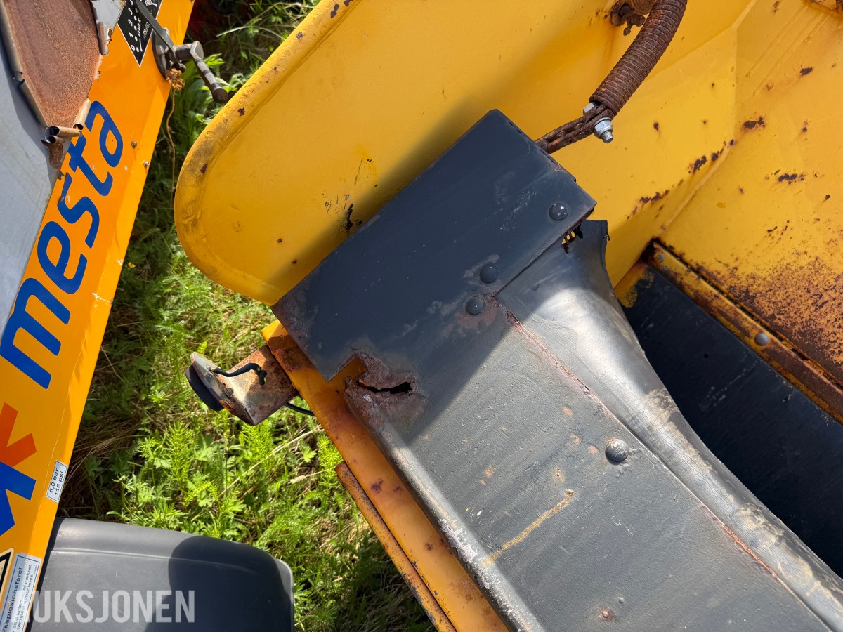 2007 EPOKE TKB 12-280 SANDSTRØER 1,2 M³ – REPARASJONSOBJEKT
