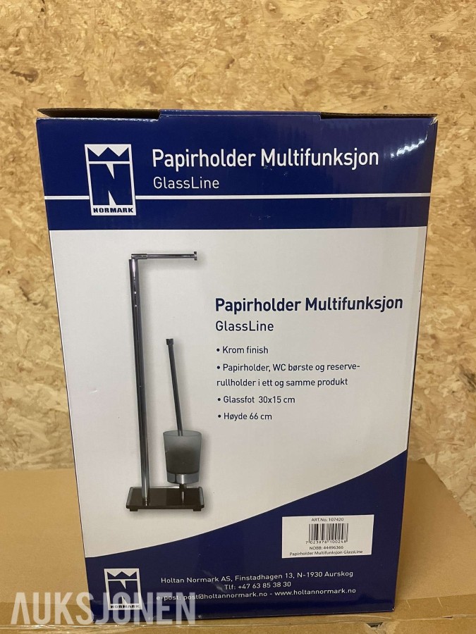 Stort lager med mange paller med baderomsutstyr og VVS-artikler