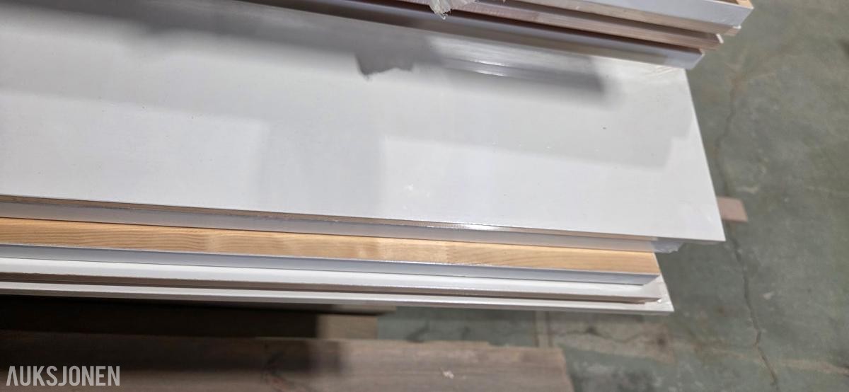 Furu utforing 18x145 mm, hvitmalt NCS S0502Y