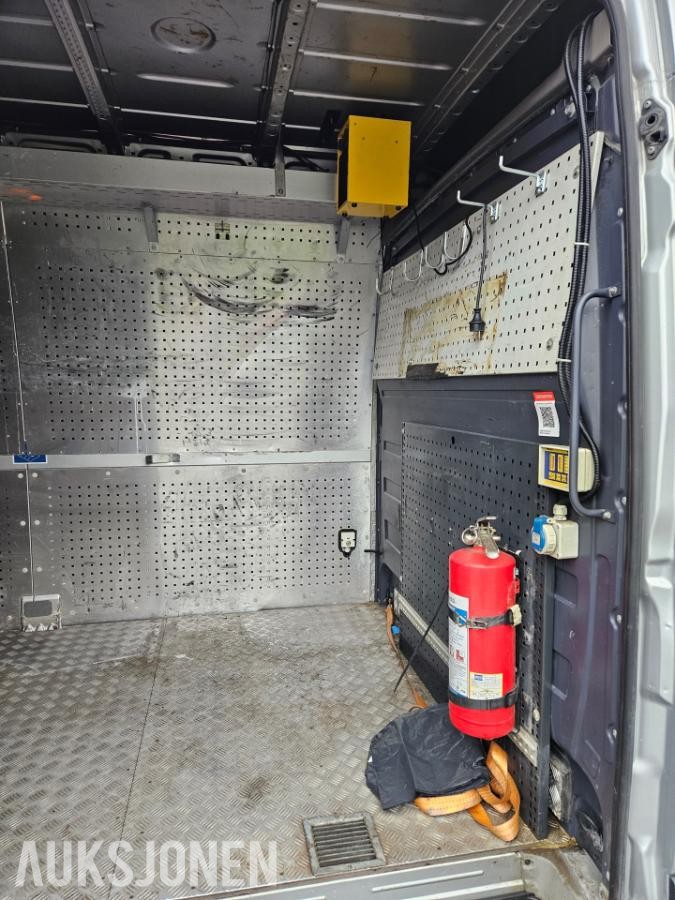 2011 Mercedes-Benz Sprinter, Automatisk, Skinninteriør, S+V dekk