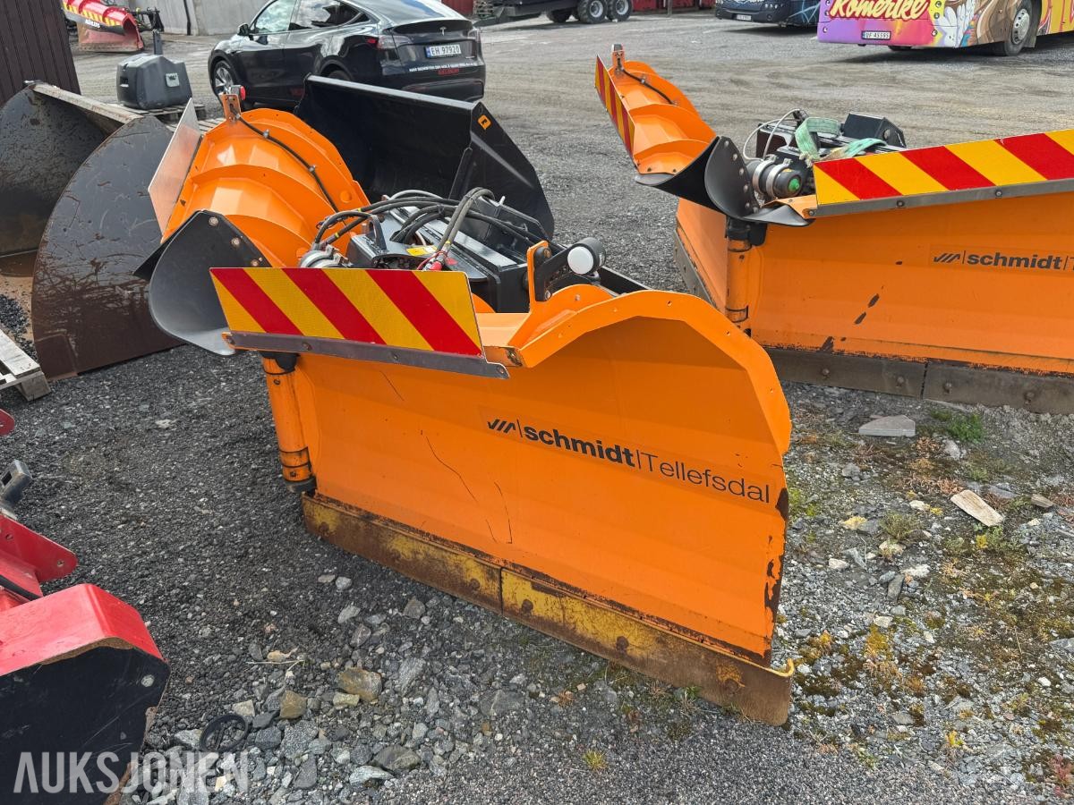 2025 Aebi Schmidt V 90 | V-plog m/ hydraulisk sving