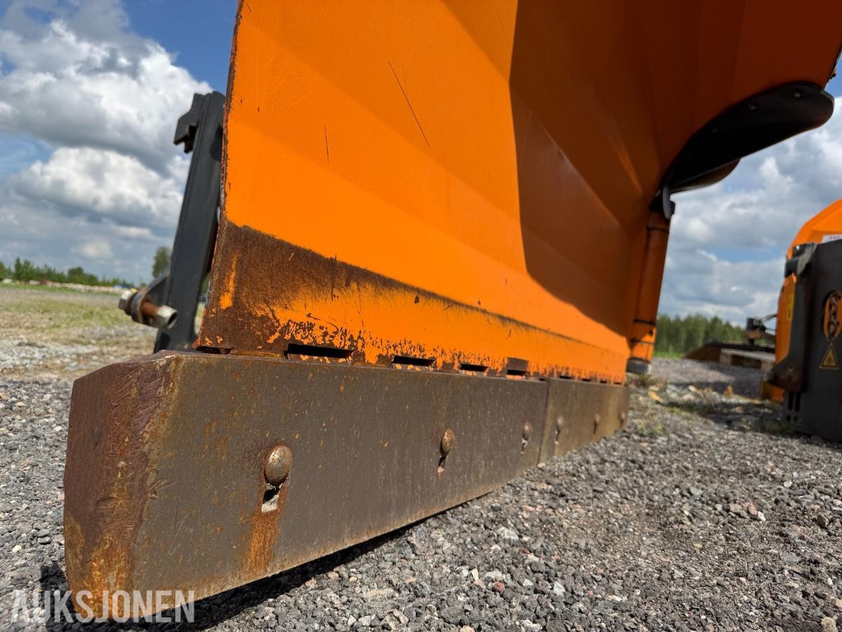 2025 Aebi Schmidt V90 - Hydraulisk V-plog