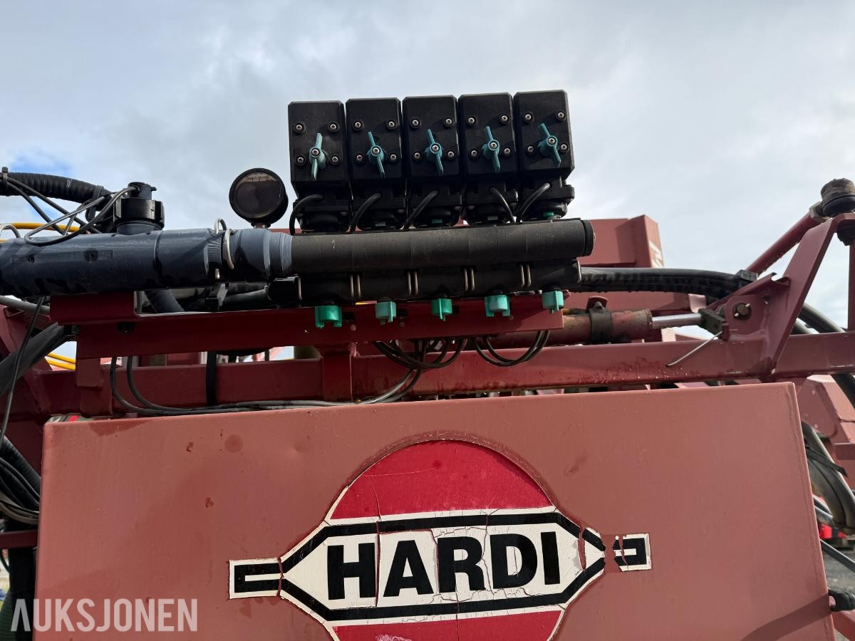 2003 Hardi Mega Åkersprøyte m/ekstra vinger 21m