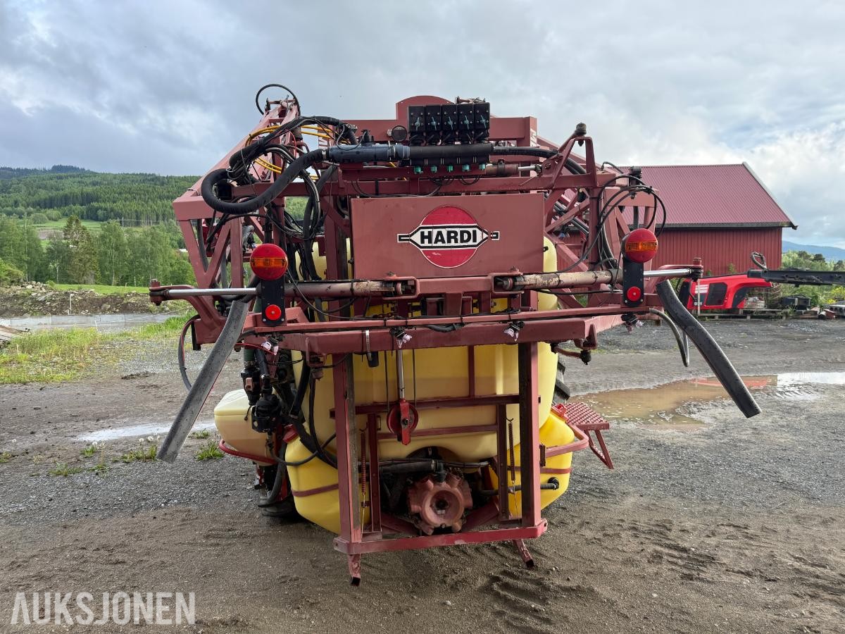 2003 Hardi Mega Åkersprøyte m/ekstra vinger 21m