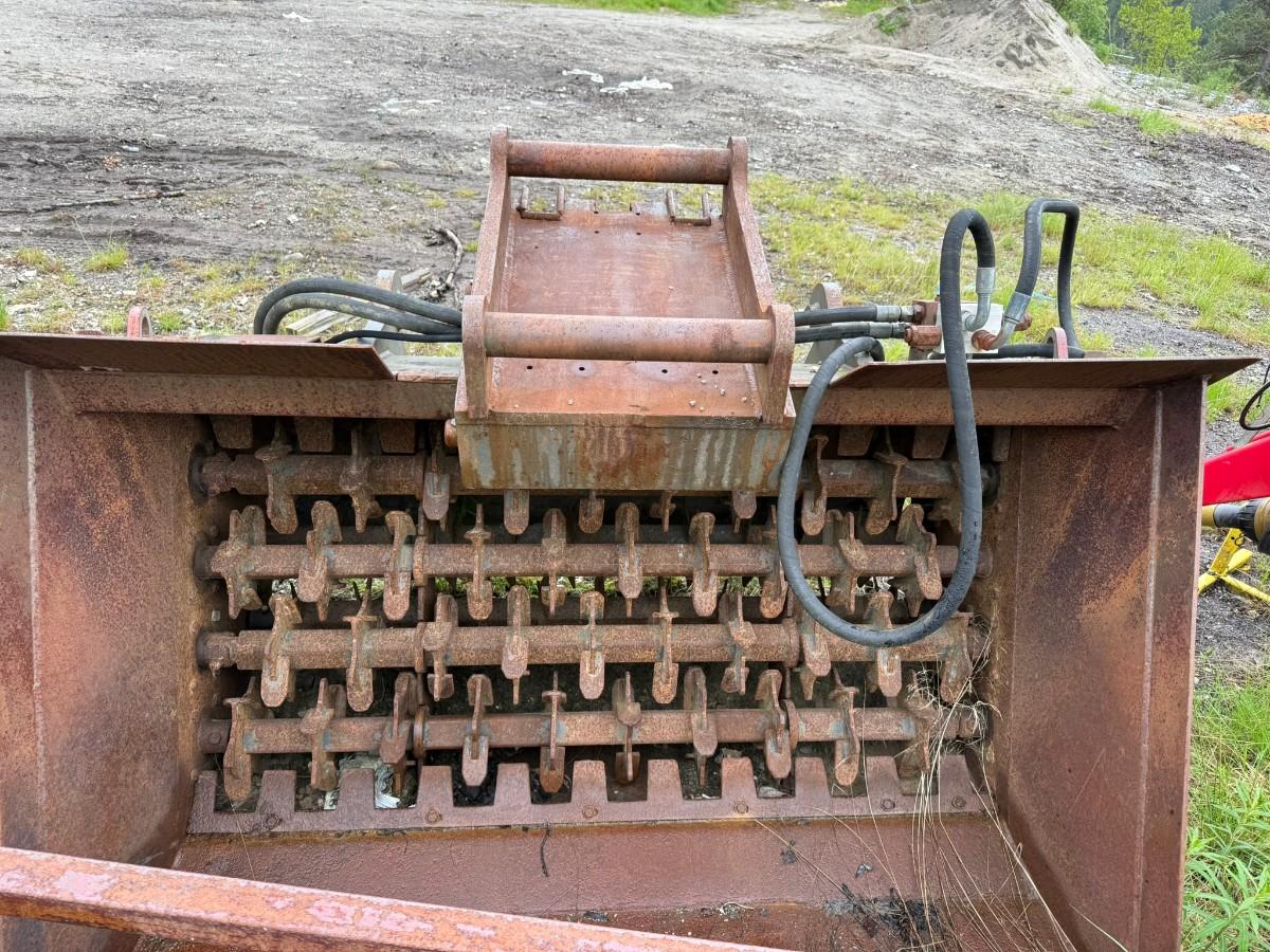 1999 MULTIMAST SORTERINGSSKUFFE S70 OG BM FESTE