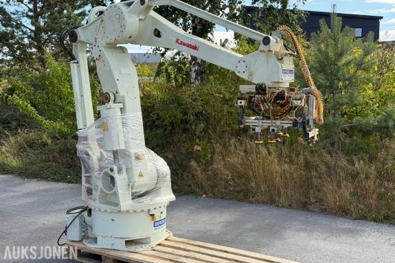 2004 Kawasaki ZD130SD industrirobot - robotarm - – 130 kg nyttelast – Komplett med styreskap og vakuumgriper