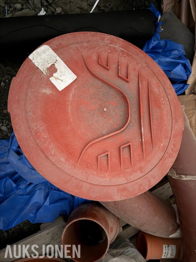 T-Rør-kan brukes liggende og stående 600mm Medfølger dvs lokk