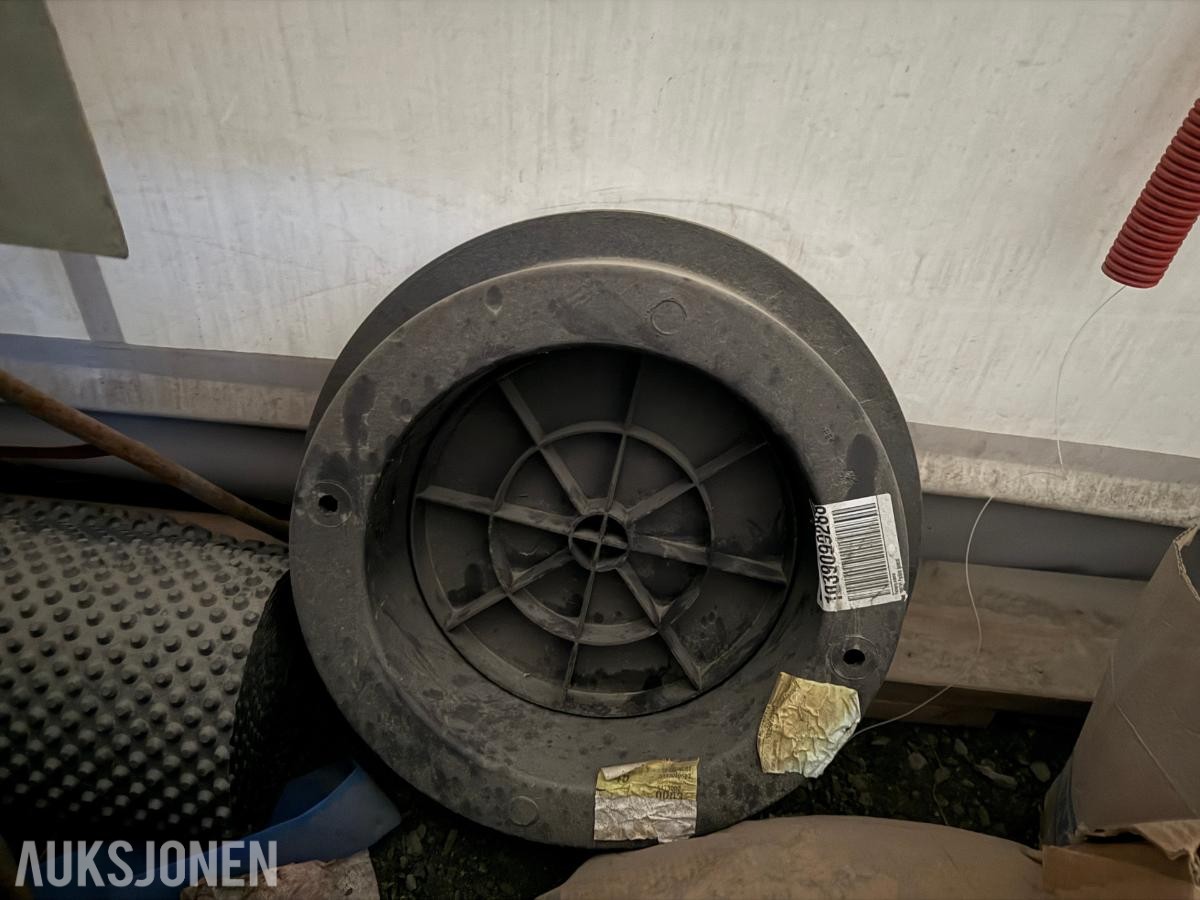 T-Rør-kan brukes liggende og stående 600mm Medfølger dvs lokk