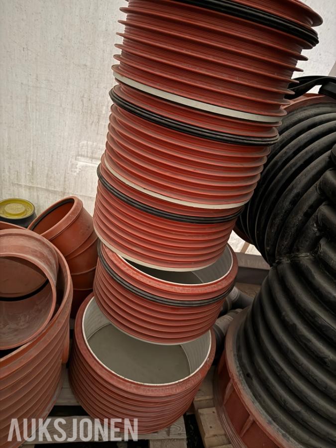 T-Rør-kan brukes liggende og stående 600mm Medfølger dvs lokk