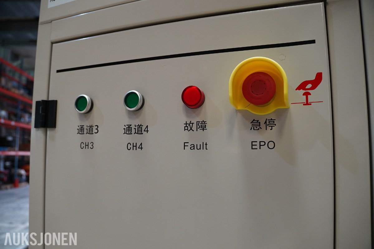 2022 NEWARE CE-7004-200V300A-R28GC batteritestsystem – 200 V / 300 A / 266 kW