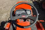 Kubota G1700 sitteklipper med frontkost og oppsamler