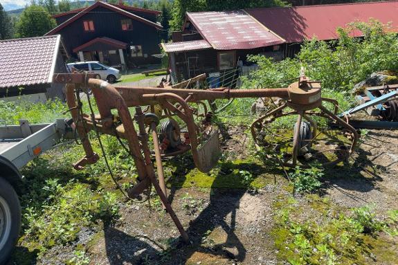 FJ Sweegers kombirive, oppsamling og spreder