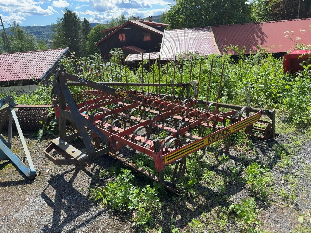 Kronos Harv med slåddeplank