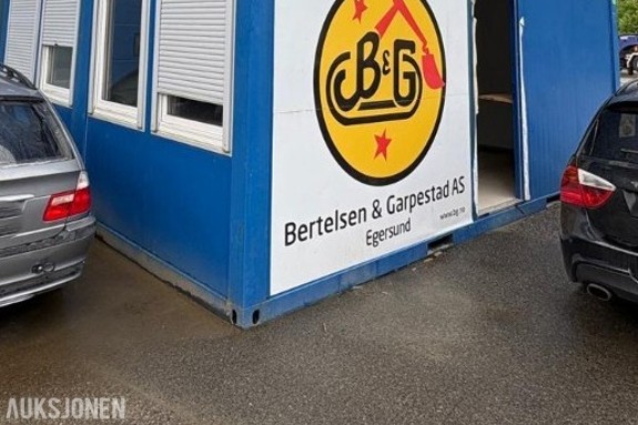 Kontor/oppholdsrom - 2 stk containere er sammenkoblet til en enhet.