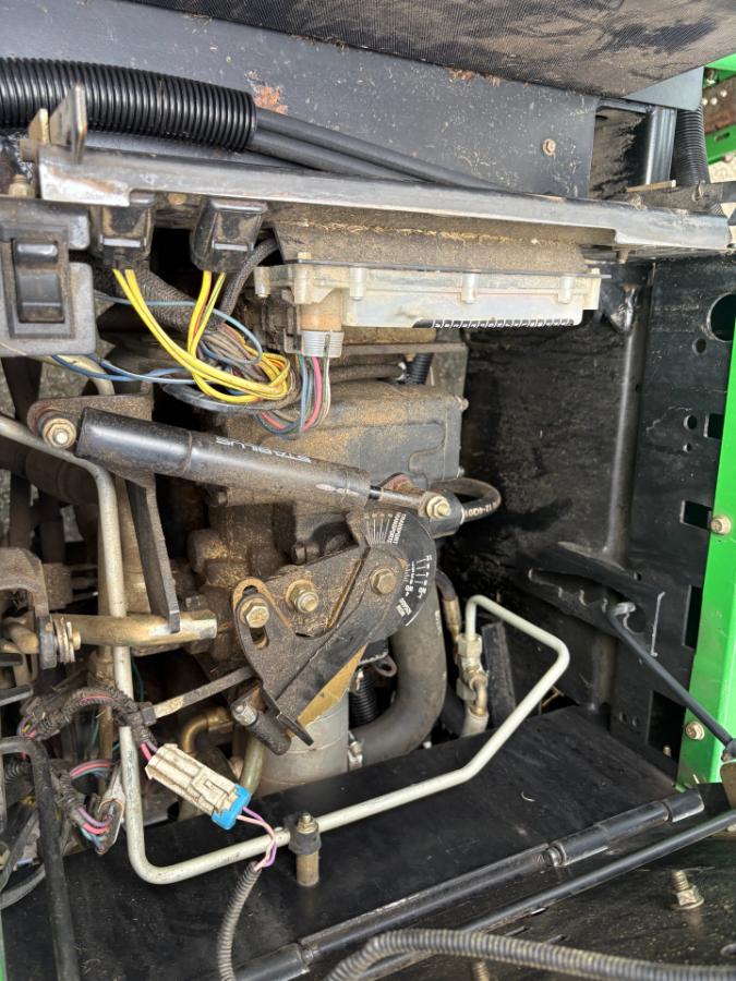 2002  John Deere Fairwayklipper – 5 aggregater – 2 000 timer 3235B 