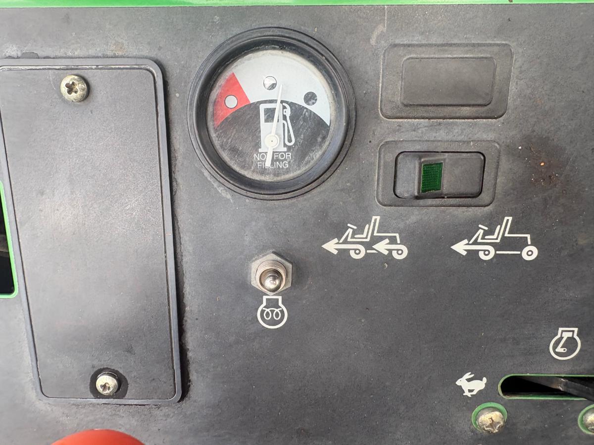 2002  John Deere Fairwayklipper – 5 aggregater – 2 000 timer 3235B 