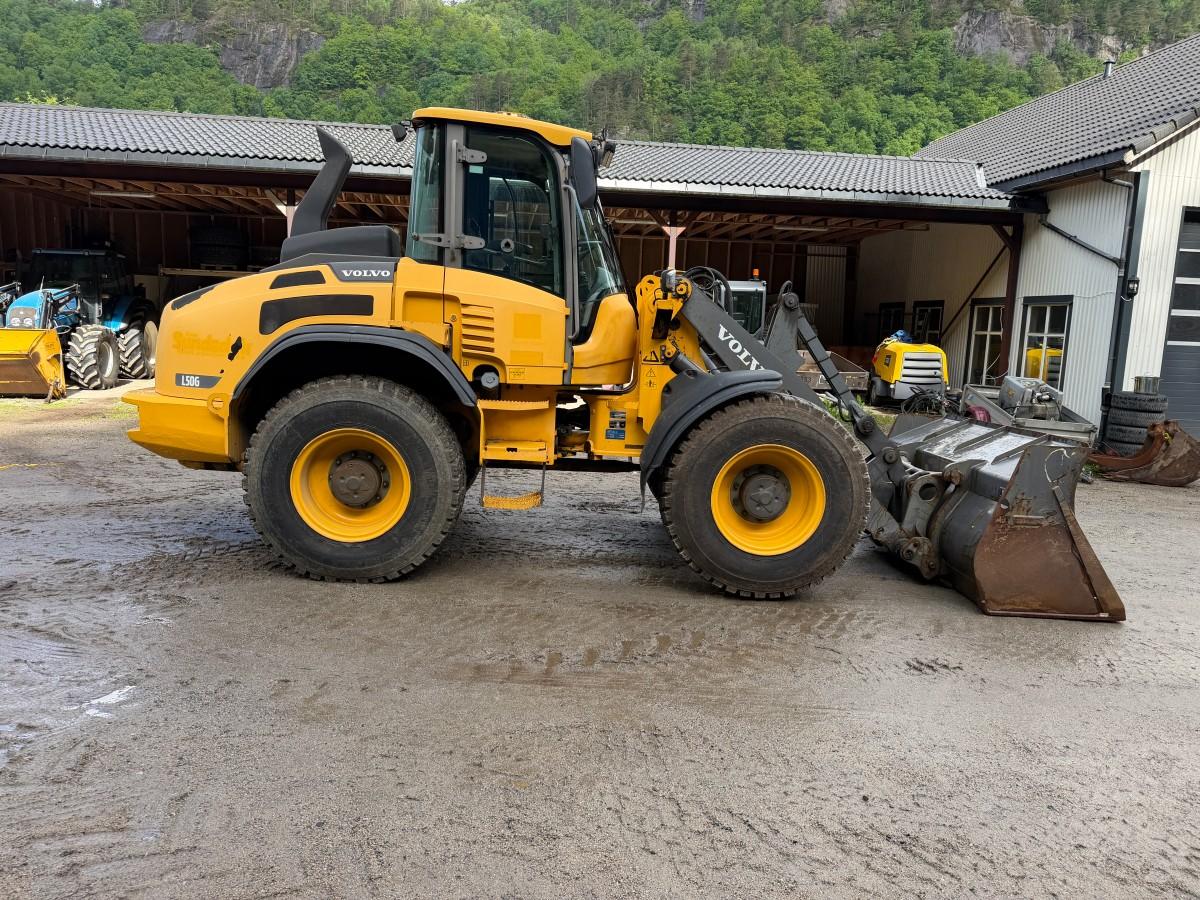Volvo L50G Hjullaster - skuffe - 3. Funksjon - sentralsmøring - ekstra hjulsett 