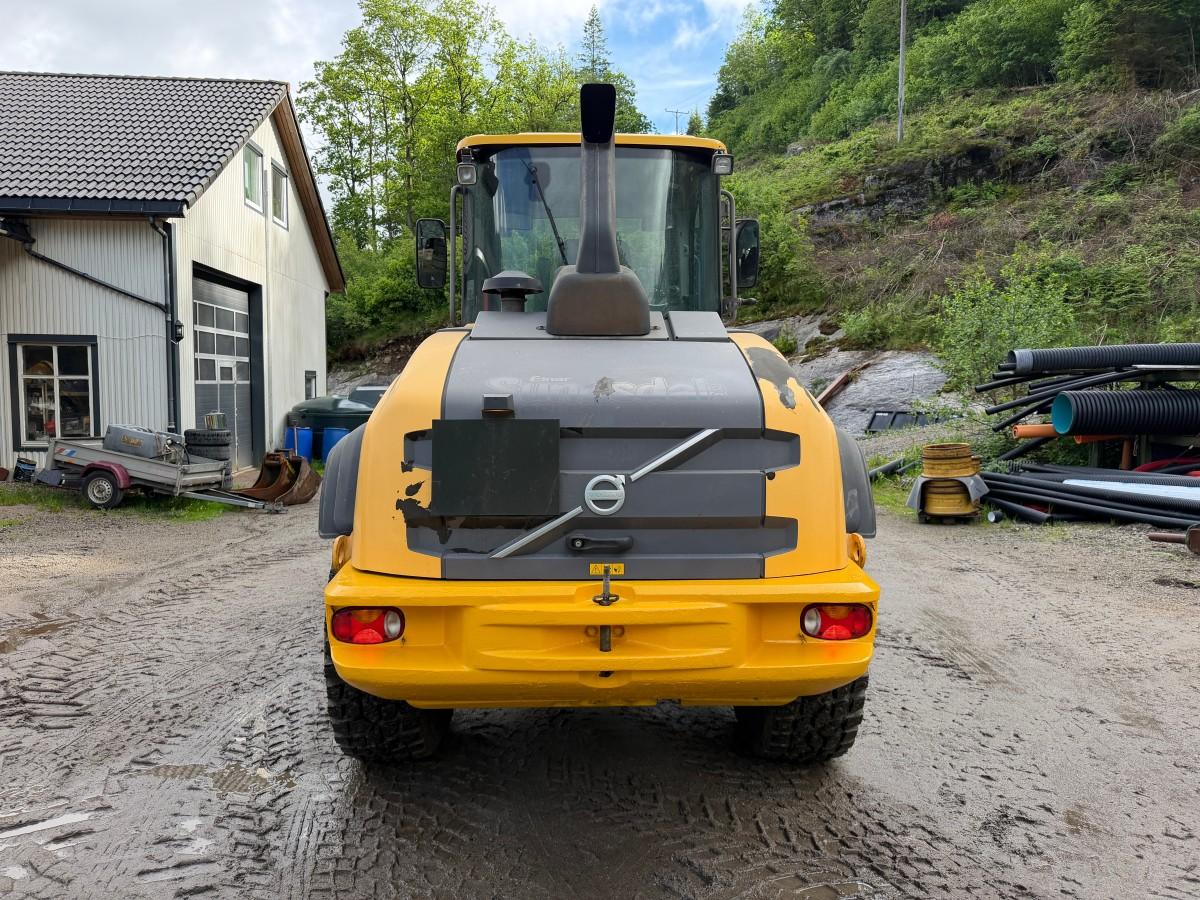 Volvo L50G Hjullaster - skuffe - 3. Funksjon - sentralsmøring - ekstra hjulsett 