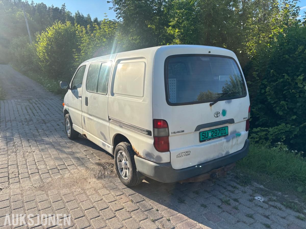 2006 Toyota HiAce 2.5 Diesel 102hk 4WD Innredning S+V dekk