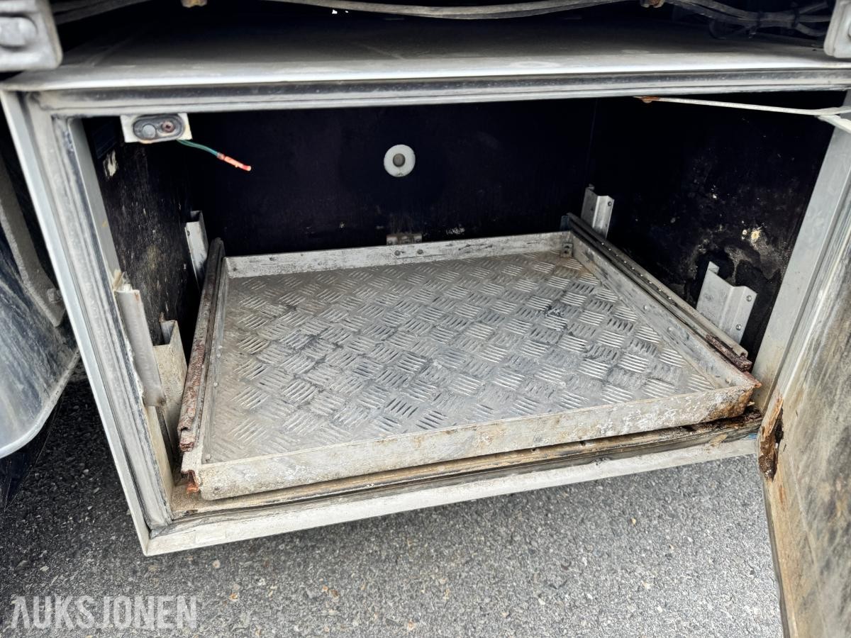 2014 MAN TGM 13.290 linjebil med kran og mannskapskurv