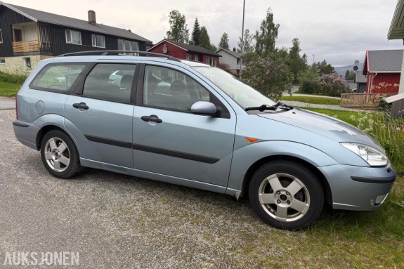 2004 Ford Focus 1.6 101hk s+v dekk hengerfeste eu ok 10.2028